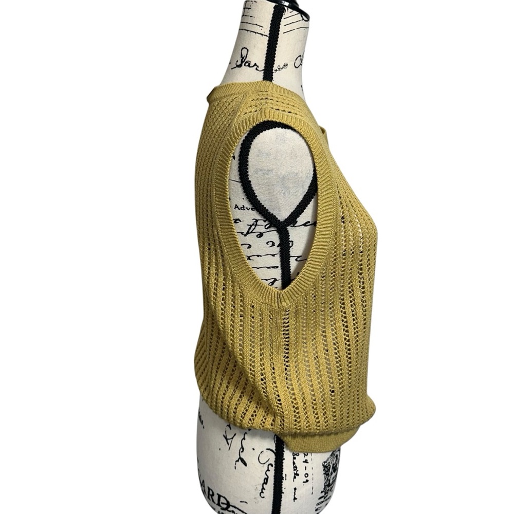 Uniqlo Women's Yellow Open Knit Mesh Crewneck Sleeveless Sweater‎ Top, Large - Picture 3 of 8
